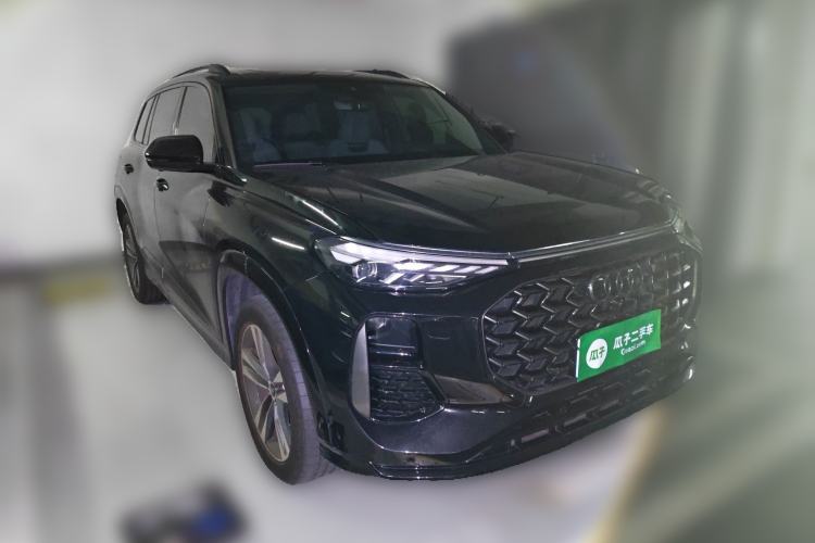 Used Audi Q6 2023 45 TFSI quattro Qiyun Edition Flying Rider Package Front Right 45 Deg