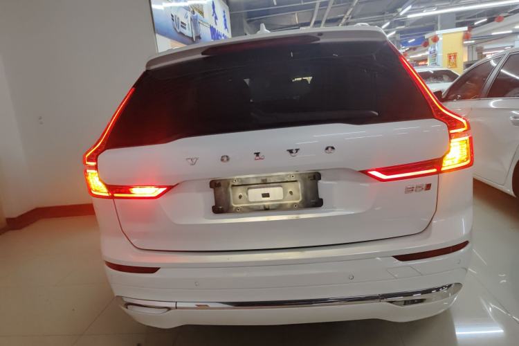 Used Volvo XC60 2024 B5 4x4 Smart Luxury Edition