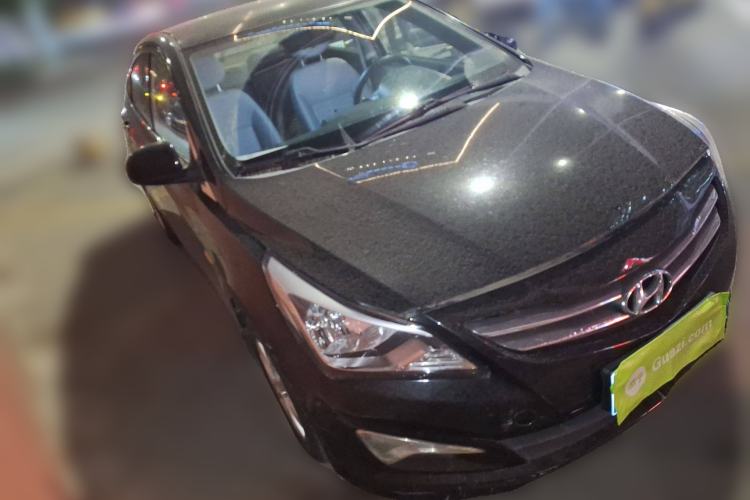 Used Hyundai Verna (older generation) 2014 1.4L Manual Smart GLS Trim
