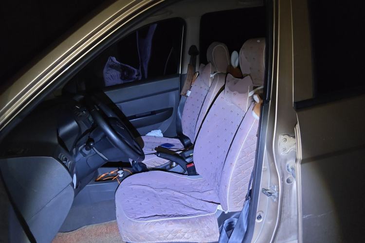 Used Wuling Hongguang 2014 1.2L Base Model China IV Left Front Seat