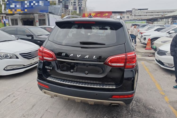 Used Haval H6 2015 Revised Version Sport Edition 1.5T Manual Transmission Two-Wheel Drive Elite Grade