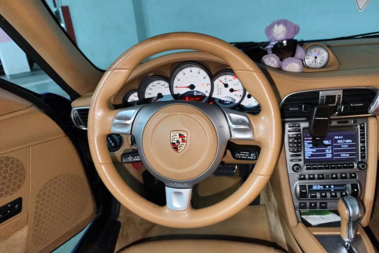 Used Porsche 911 2006 Carrera S AT 3.8L
