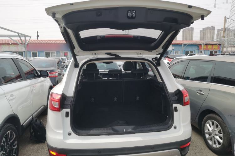 Used Haval H7 2016 Blue-Label H7 2.0T Automatic Elite Model Trunk