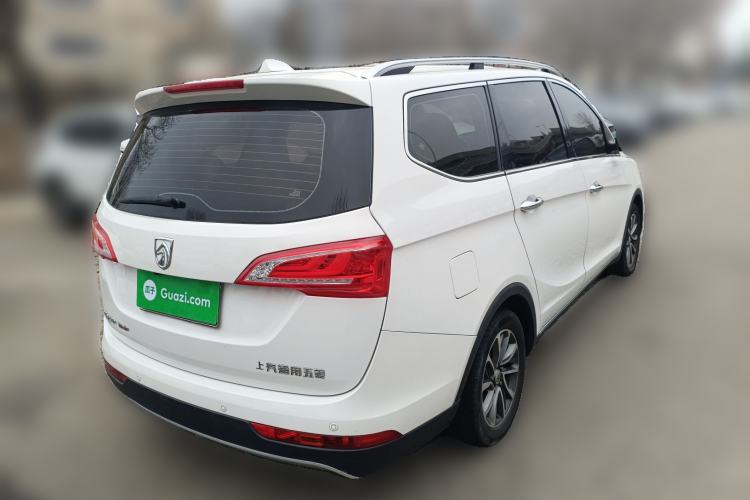 Used Baojun 730 2017 1.5T Manual Style 7 Seats China V