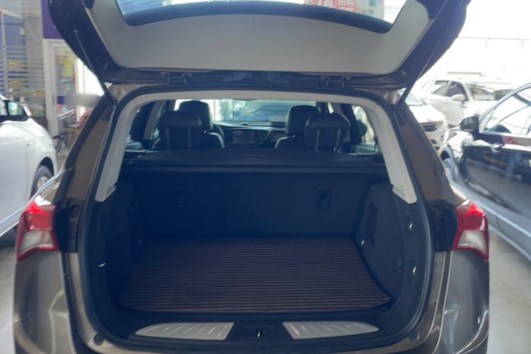 Used Buick Envision 2018 20T Two-Wheel-Drive Elite Model
