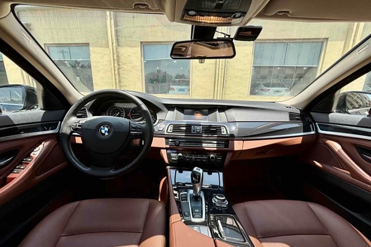 Used BMW 5 Series 2014 520Li Elegant Model