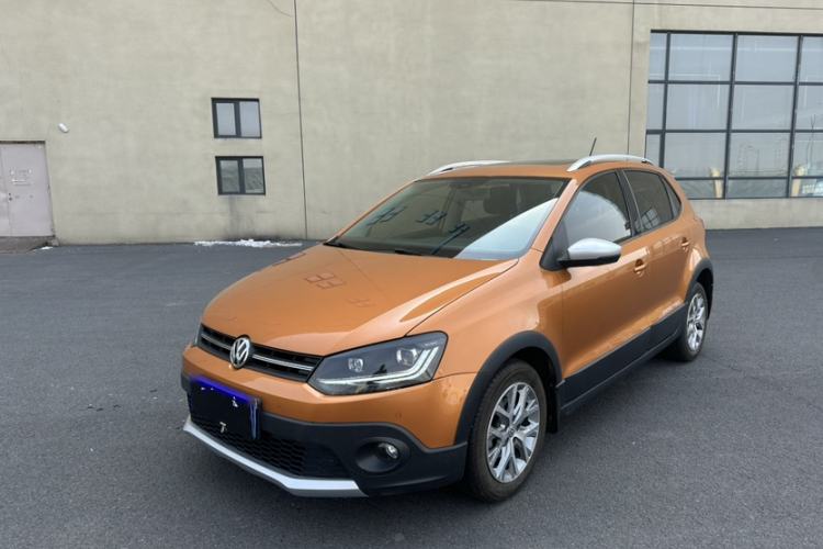 Used Volkswagen Polo 2018 1.5L Cross Polo Automatic
