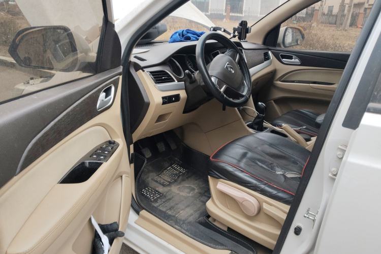 Used Baojun 730 2016 1.5L Manual Value Edition 7 Seats China V Emission Standard