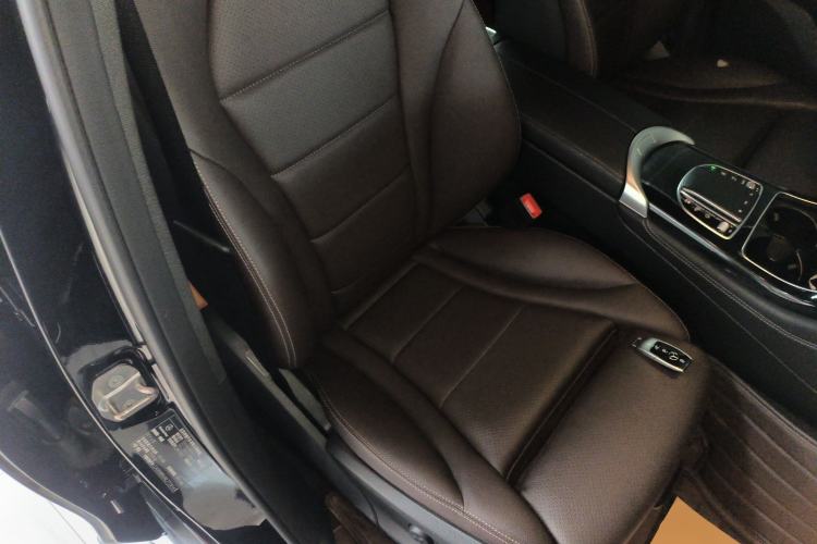 Used Mercedes-Benz GLC 2022 Refreshed GLC 260 L 4MATIC Dynamic Edition
