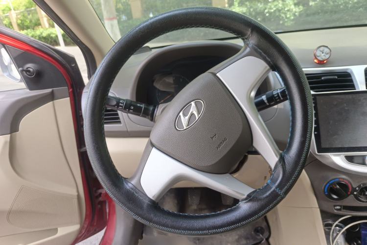 Used Hyundai Verna (older generation) 2010 Sedan 1.4L Manual Standard GL Model
