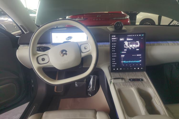 Used Nio ET7 2022 100kWh First Edition Steering Wheel