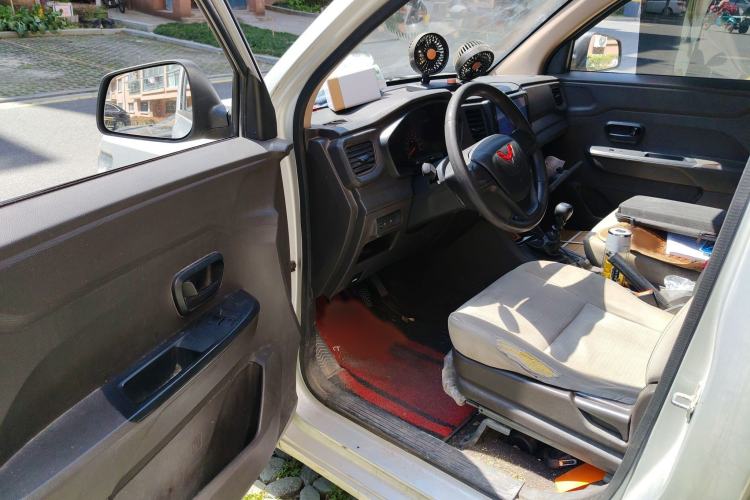 Used Wuling Hongguang V 2021 1.5L Jingqu Version LAR