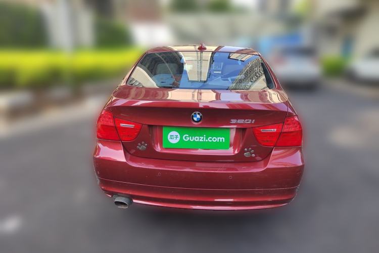 Used BMW 3 Series 2010 320i Luxury Model Rear