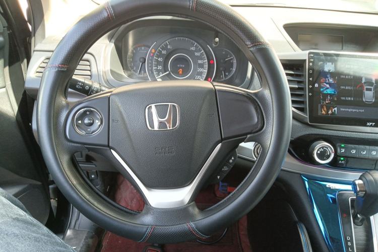 Used Honda CR-V 2015 2.0L two-wheel drive urban version