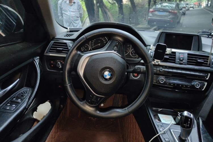 Used BMW 3 Series 2016 316Li Fashion Model