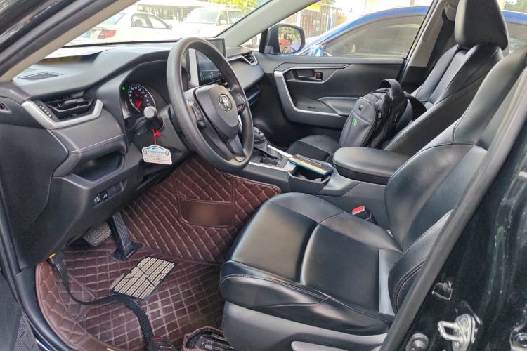 Used Toyota Wildlander 2022 2.0L CVT Two-Wheel Drive Leading Edition