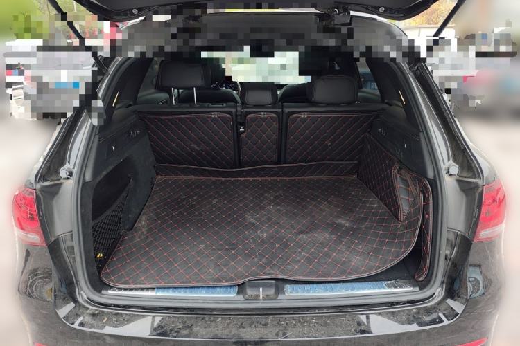 Used Mercedes-Benz GLC 2021 GLC 260 L 4MATIC Luxury Model Trunk