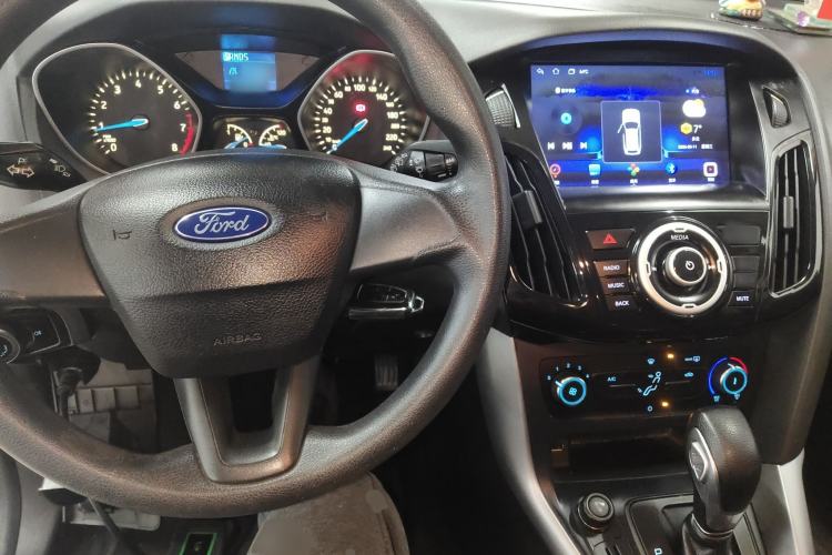 Used Ford Focus 2015 Hatchback 1.6L Automatic Comfort Model
