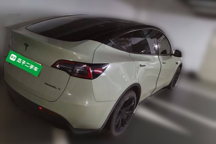 Used Tesla Model Y 2022 Rear-Wheel-Drive Version Rear Right 45 Deg