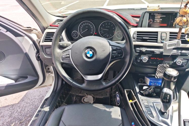 Used BMW 3 Series 2015 320Li Fashion Model
