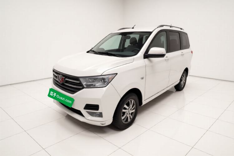 Used Wuling Hongguang 2019 1.5L S Comfort Edition China VI LAR