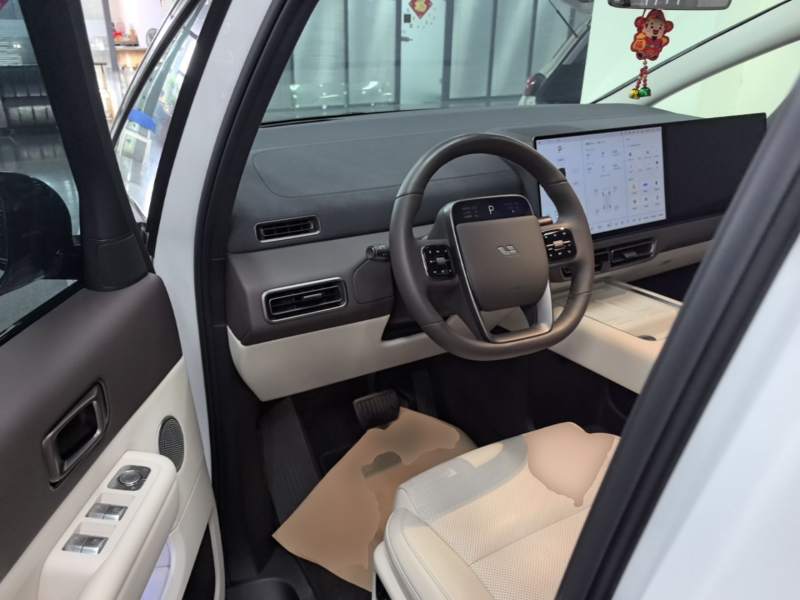 Used Li Auto MEGA 2024 Ultra Model — 15