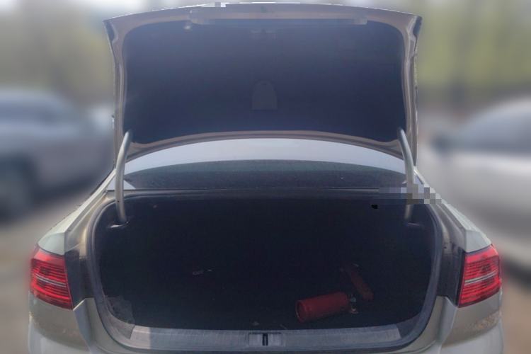 Used Volkswagen Magotan 2017 380TSI DSG Prestige Edition Trunk