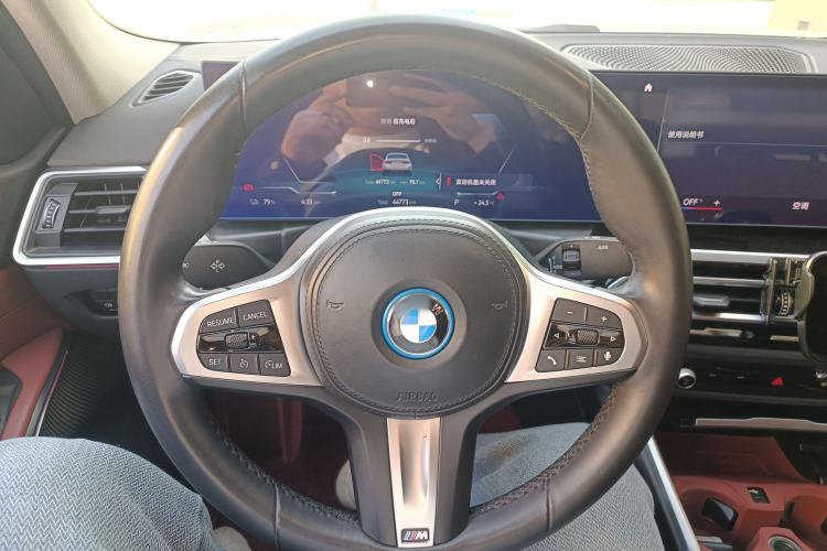 Used BMW i3 2022 eDrive 35 L Steering Wheel