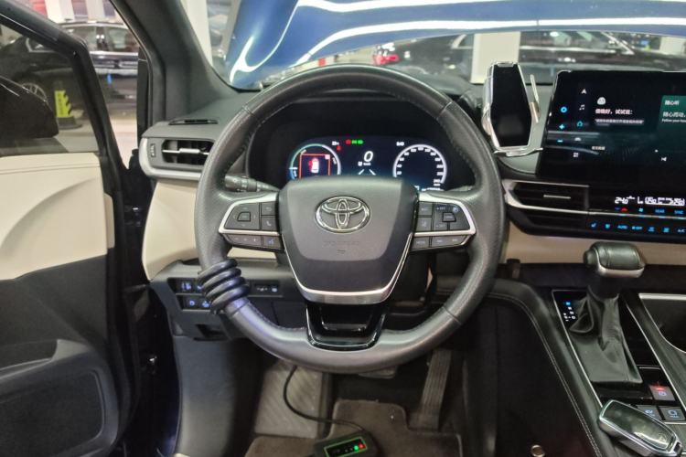 Used Toyota Sienna 2021 2.5L Hybrid Ultimate Edition