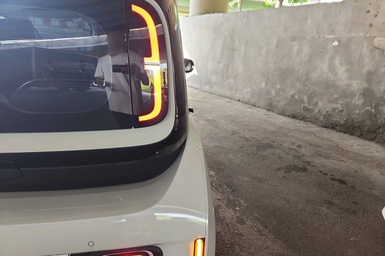 Used Baojun KiWi EV 2021 Artist Model Lithium Iron Phosphate