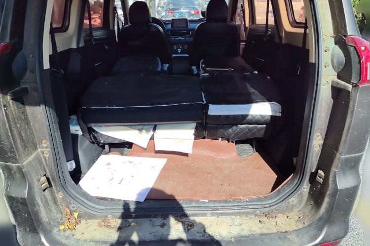 Used Dongfeng Fengon 330 2018 1.5L 330S Comfort Edition DK15
