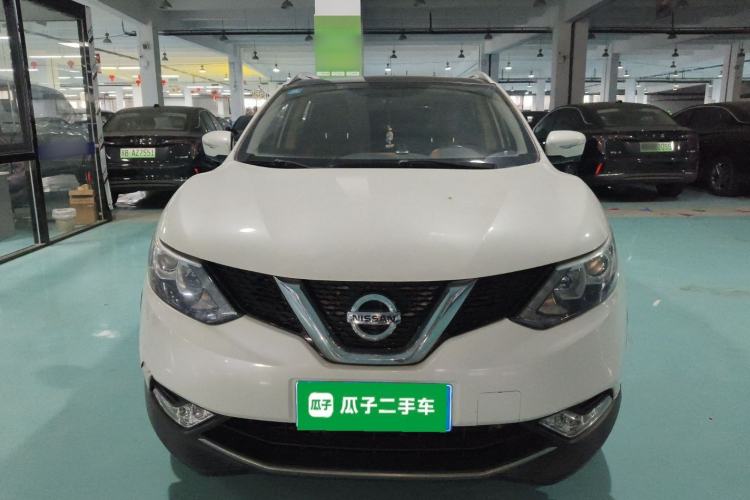 Used Nissan Qashqai 2016 2.0L CVT Luxury Edition Front