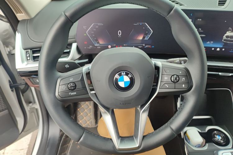 Used BMW X1 2023 sDrive25Li X Design Package Steering Wheel