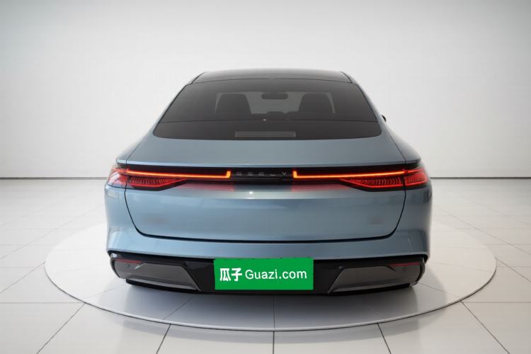 Used Geely Galaxy E8 2025 700 km Long-Range Intelligent Driving Version Rear