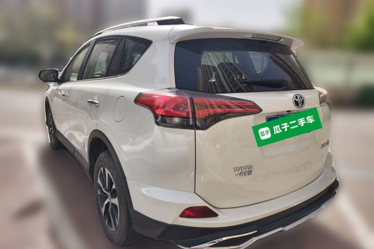 Used Toyota RAV4 2019 2.0L CVT Two-Wheel Drive Comfort Edition China VI Standard Rear Left 45 Deg