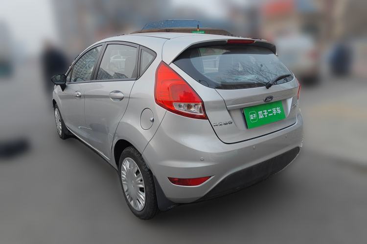Used Ford Fiesta 2013 Hatchback 1.5L Manual Fashion Edition
