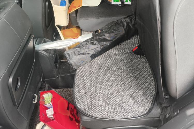 Used Volkswagen Golf Sportsvan 2019 280TSI Automatic Sentinel Model China VI Standard Left Rear Seat