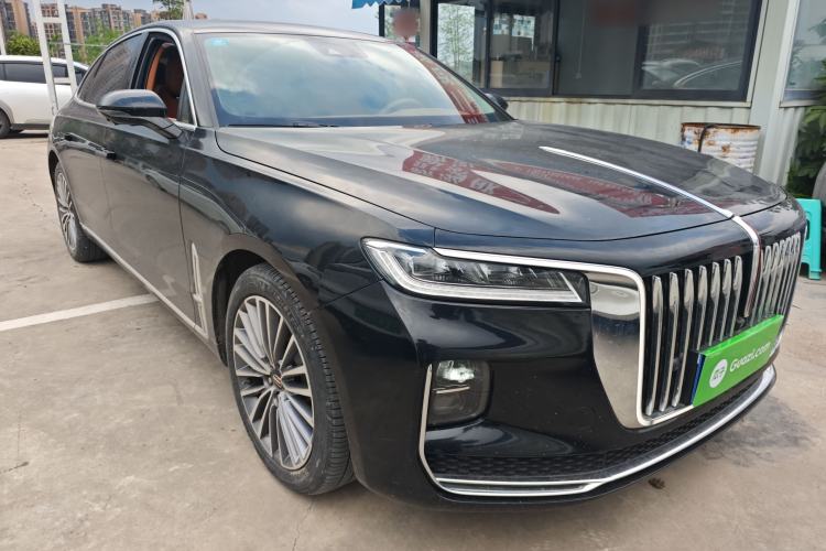 Used Hongqi H9 2022 2.0T Smart Connect Flagship Edition Front Right 45 Deg