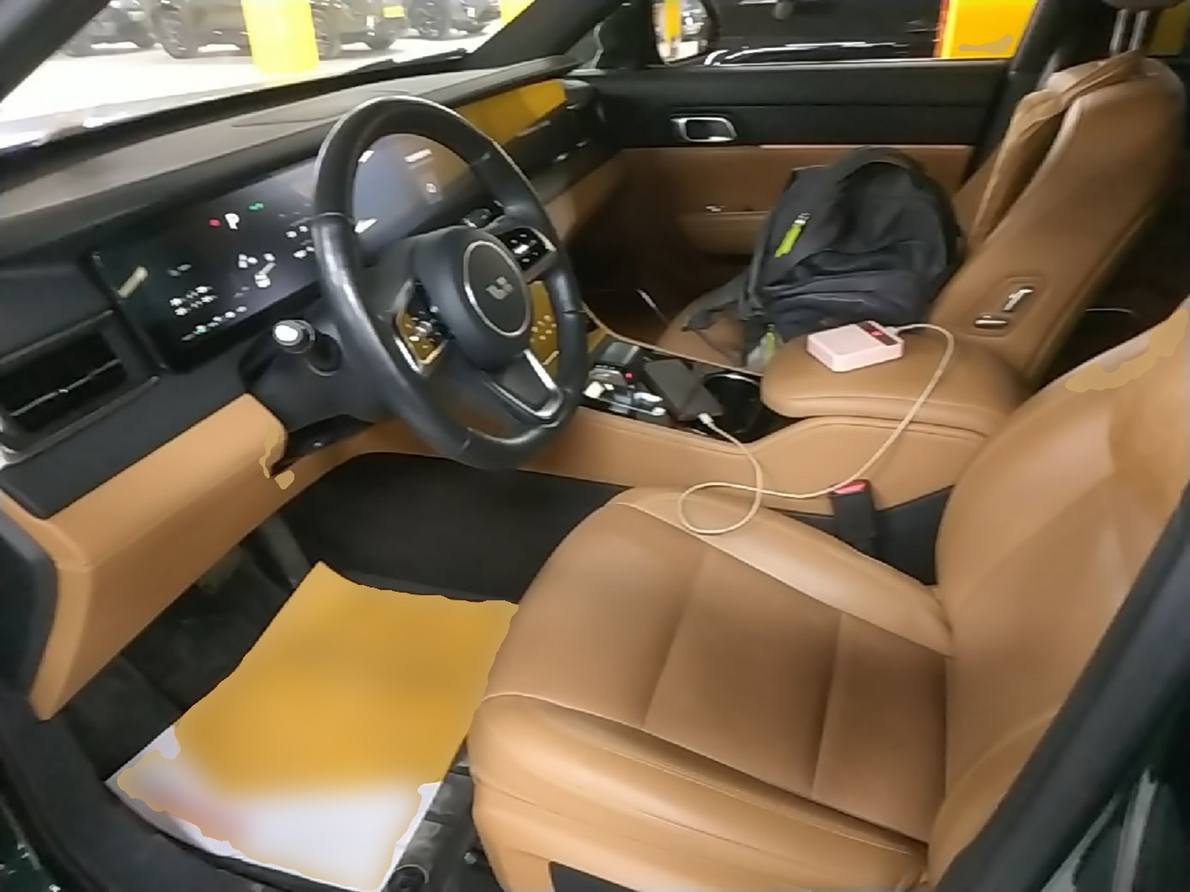 Interior delantero