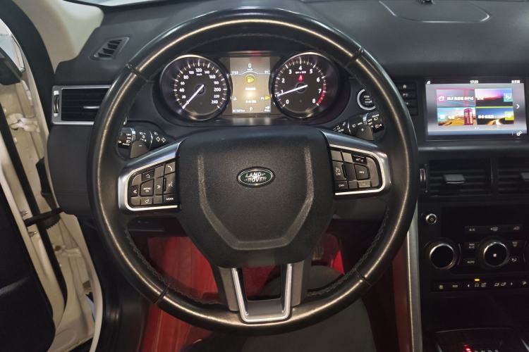 Used Land Rover Discovery Sport 2019 240 PS SE Version China VI Standard
