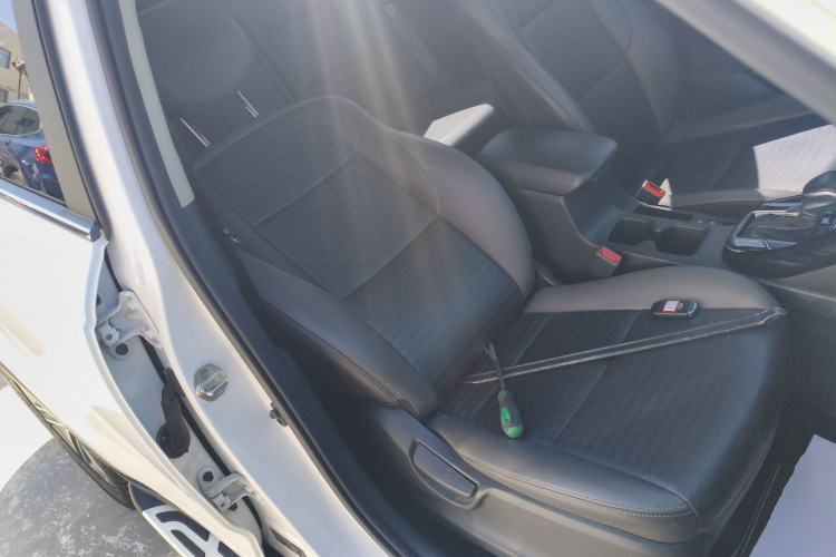 Used Kia Sportage R 2019 2.0L Automatic Smart Luxury Edition Right Front Seat