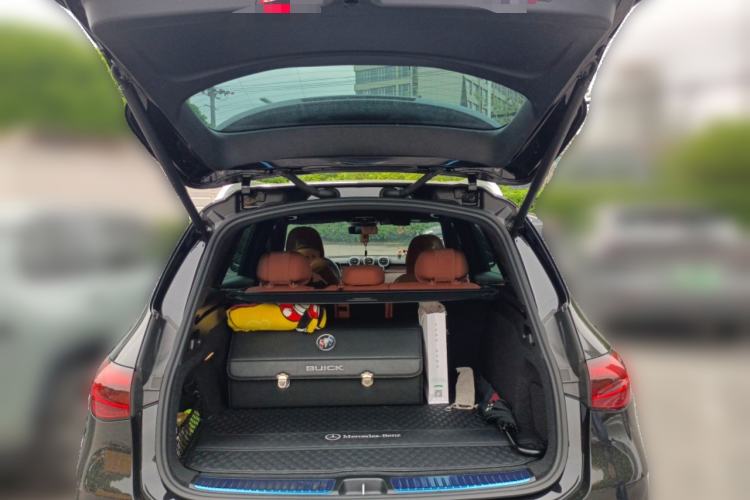 Used Mercedes-Benz GLC 2025 GLC 300 L 4MATIC Dynamic Model 5 Seats
