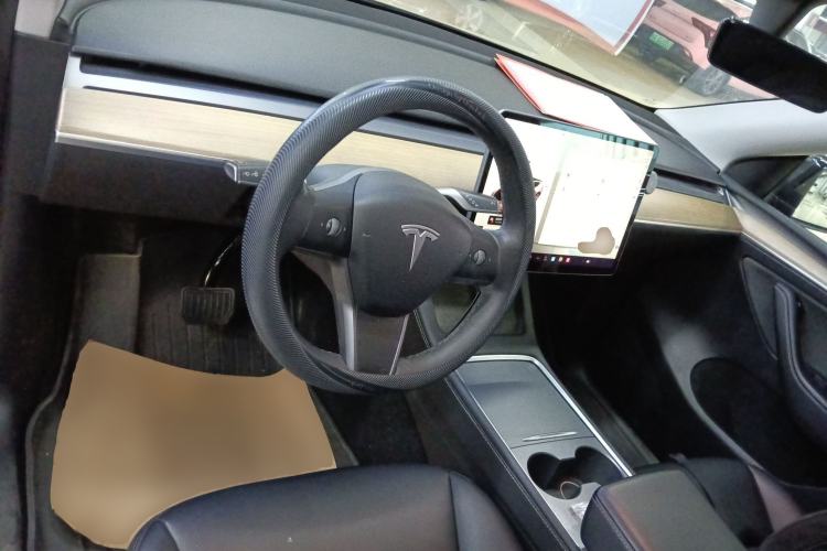 Used Tesla Model Y 2021 Standard Range Rear-Wheel Drive Version