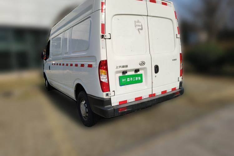 Used SAIC MAXUS Xintu V80 2020 2.5T Manual Classic City Delivery King Long Wheelbase Mid-Height 2/3 Seats