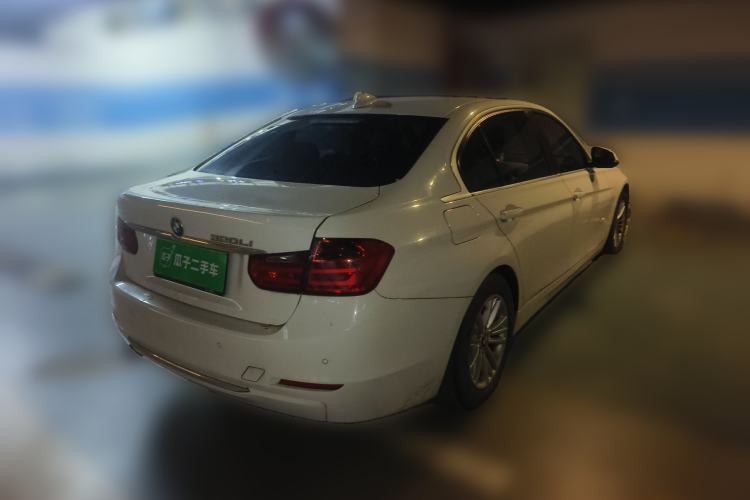 Used BMW 3 Series 2015 320Li Luxury Edition Fashion Model Rear Right 45 Deg