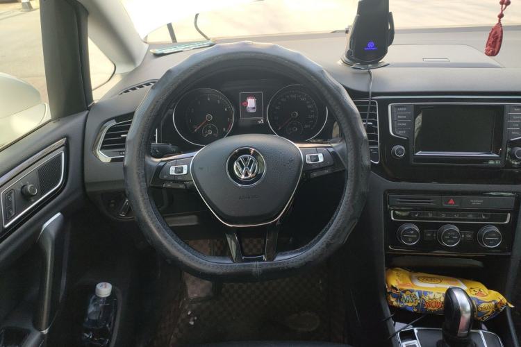 Used Volkswagen Golf 2015 1.4TSI Sportsvan