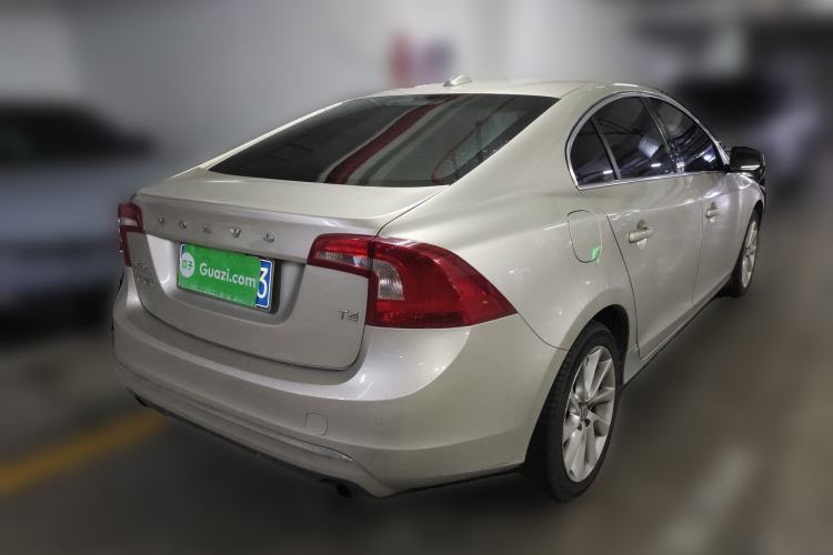 Used Volvo S60 2017 S60L T4 Smart Range Edition Rear Right 45 Deg