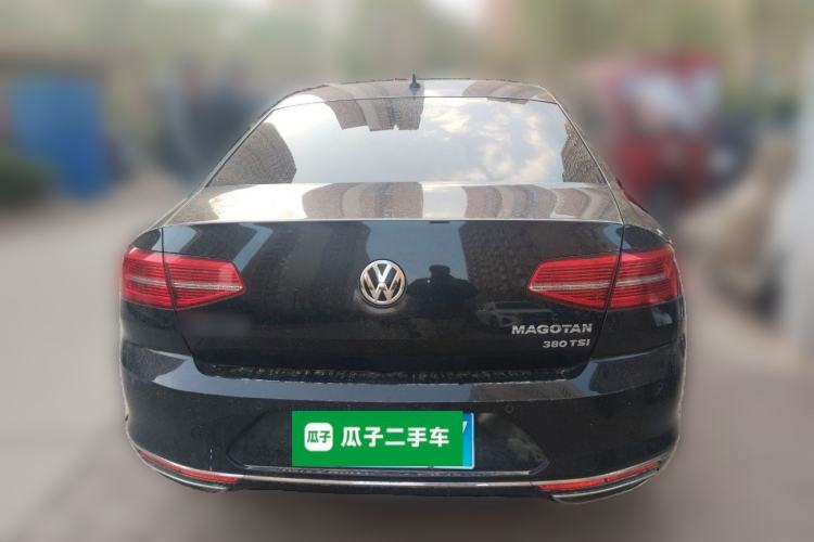 Used Volkswagen Magotan 2018 380TSI DSG Prestige Model Rear