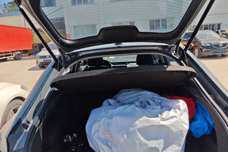 Used MG 6 New Energy 2018 45T E-DRIVE Intelligent Drive Hybrid PILOT Super Internet Edition Trunk