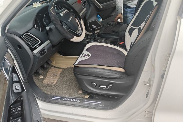 Used Haval H6 Coupe 2016 Blue Label 1.5T Manual Two-Wheel Drive Elite Model Driver Seat